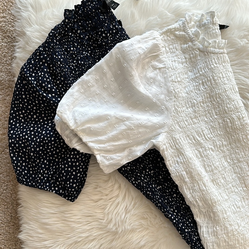 Jcrew Bundle of 2 puff sleeves tops- one white and one Navy with dots Sz XS NWT - Picture 3 of 9